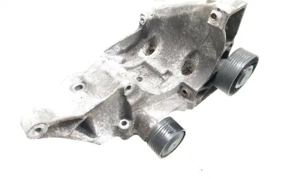 BMW 3 E90 E91 A/C compressor mount bracket 7802639 1116780263902