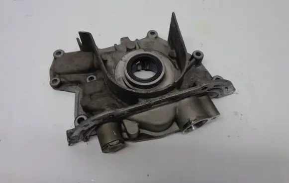 Alfa Romeo 159 Oil pump 55195499