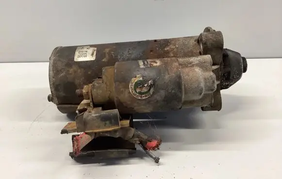Ford Focus Starter motor LRS02249