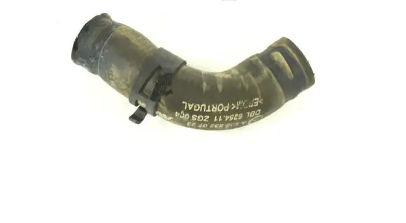 Mercedes-Benz Vito Viano W639 Engine coolant pipe/hose A6398320723