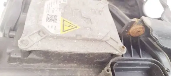BMW 3 E90 E91 Headlight ballast module Xenon 130732915301