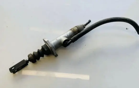 Audi 80 90 B3 Clutch master cylinder 893721401b