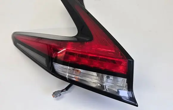 Nissan Leaf II (ZE1) Rear/tail lights 265555SH0A
