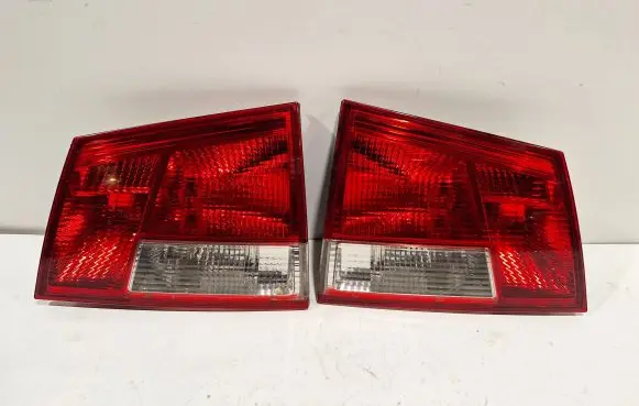 Opel Vectra C Tailgate rear/tail lights 24469464