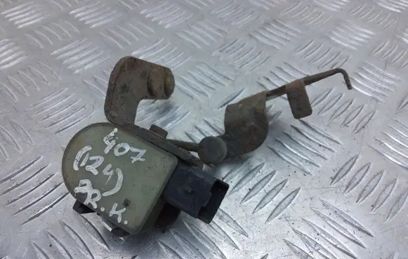 Headlight/headlamp level sensor