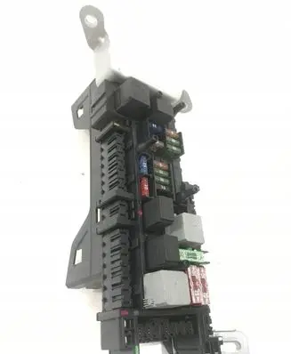 Mercedes-Benz E AMG W212 Fuse box set 1670660 |0000000000