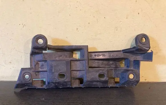 Volkswagen Caddy Rear bumper mounting bracket 2K0807393
