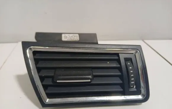 Seat Toledo IV (NH) Dashboard side air vent grill/cover trim 5JA819702B 0858000001