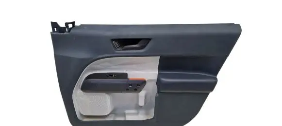 Ford Maverick Front door card panel trim MNZ6BE23942 MNZ6BE23942BP321B 3FTTW8E39NRA28710