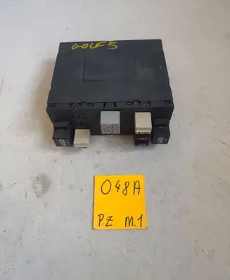 Volkswagen Golf V Comfort/convenience module 3C0937049E