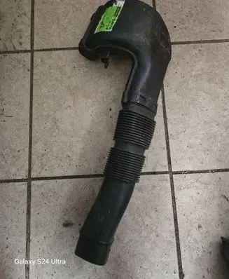 Volvo C30 Air intake duct part 30792106
