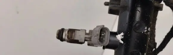 Peugeot 207 Fuel injector 1984J2