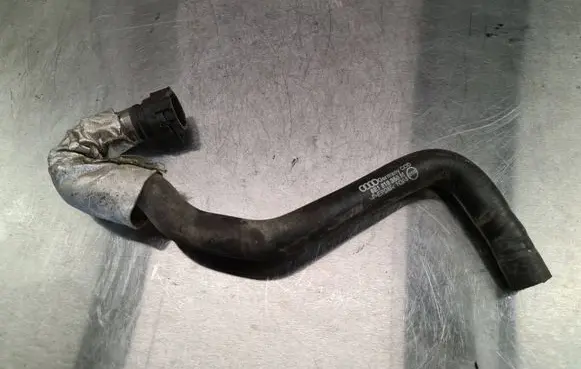 Audi A4 S4 B6 8E 8H Engine coolant pipe/hose 8E1819350M