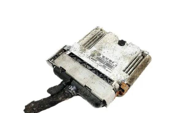 Volkswagen PASSAT B7 Engine control unit/module 03L907309N