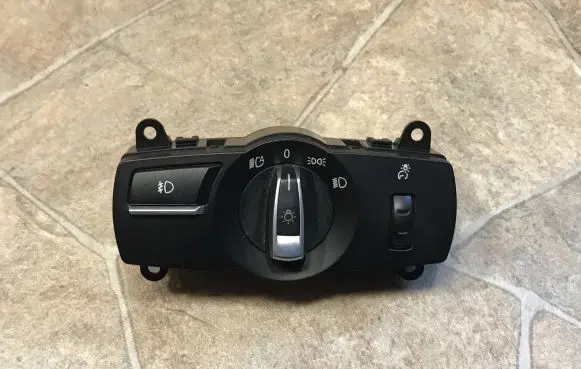 BMW 5 F10 F11 Light switch 9192745