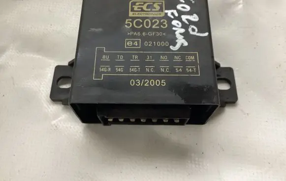Ford Focus Tow bar trailer control unit/module 5C023 E4021000