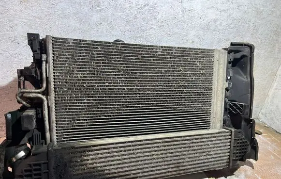 Volvo S80 Radiator set 31305135