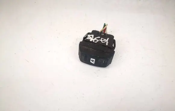 Citroen Xsara Picasso Electric window control switch 22681