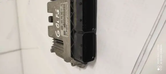 Volkswagen Golf VI Engine control unit/module 03C906027AT 03C907309B 0261S05810