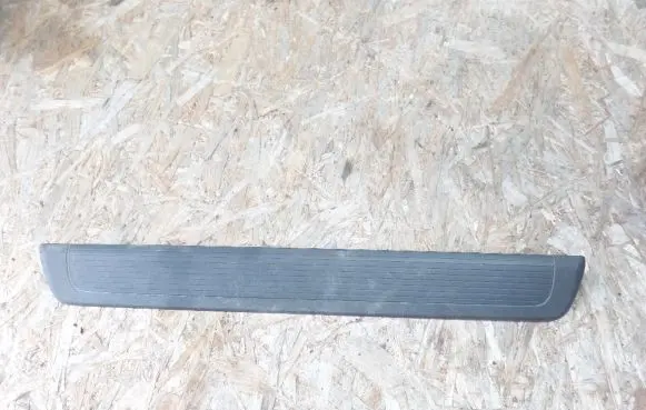 Honda FR-V Side skirt front trim 84202SJD0030