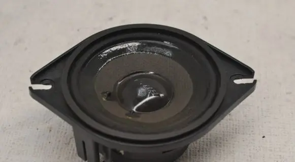 Audi A8 S8 D3 4E Front door speaker 4E0035411Q 373101002