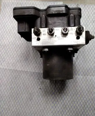 Mercedes-Benz Sprinter W906 ABS Pump A9069001502 0269517