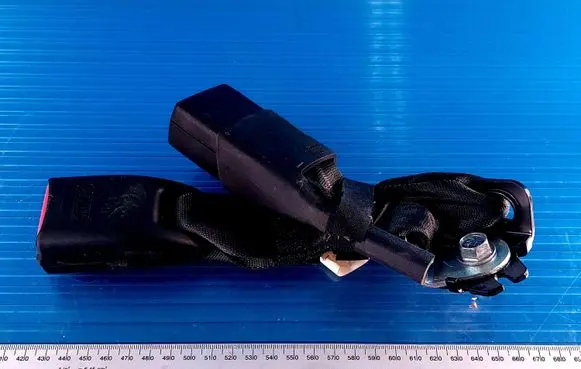 Subaru Forester SH Rear seatbelt buckle 64680SC000AR 0141681