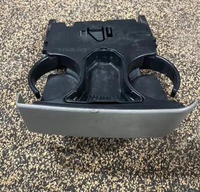 Chrysler Voyager Cup holder 0RR44TRMAE