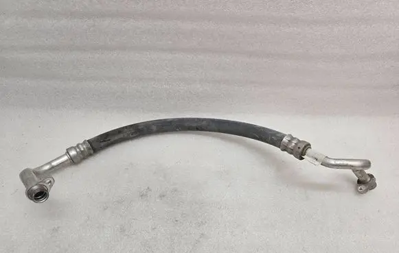 Citroen C5 Aircross Air conditioning (A/C) pipe/hose 9806581680