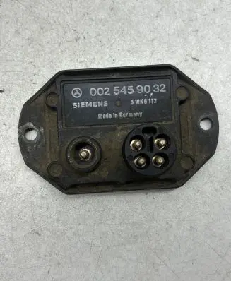Mercedes-Benz W123 Ignition amplifier control unit 0025459032 5WK6113