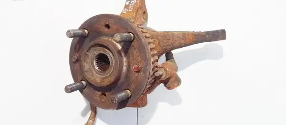 Mitsubishi Space Wagon Front wheel hub