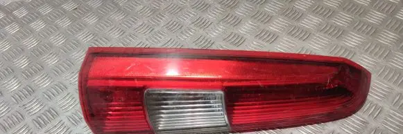 Volvo V70 Rear/tail lights 9154493