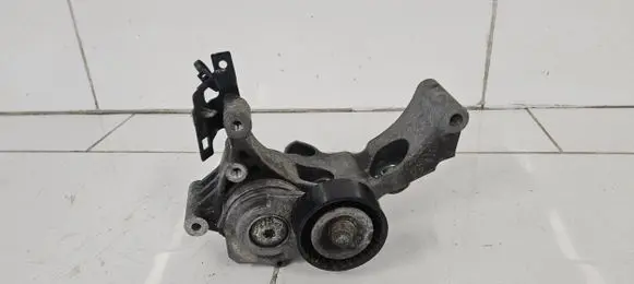 Opel Astra J Generator/alternator bracket 552805357 98090590