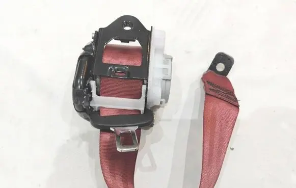 Porsche Macan (95B) Rear seatbelt 2602901064 95B857805D 398661