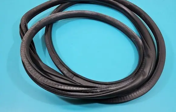 Jeep Grand Cherokee Front door rubber seal IMPRK1504465