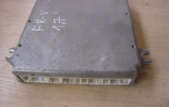 Honda FR-V Engine control unit/module 37820RJHG01