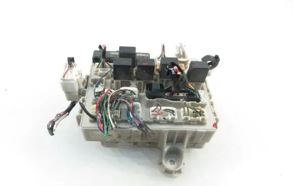 Toyota Previa (XR30, XR40) II Central body control module 8922128040