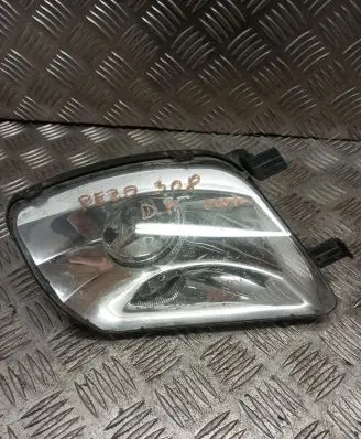 Peugeot 308 Front fog light 89205431