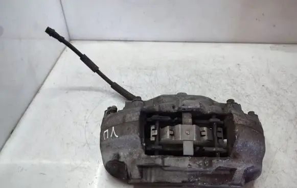 Mercedes-Benz C W205 Front brake caliper