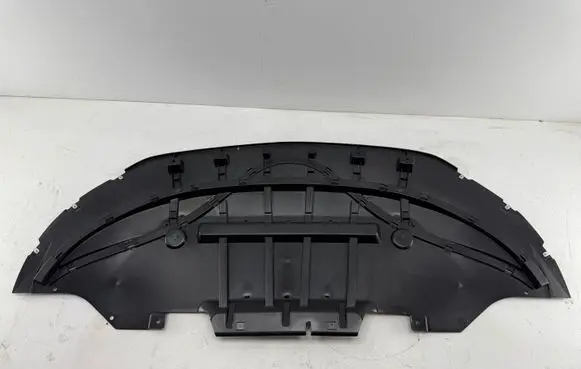 Ford Mustang VI Engine splash shield/under tray 6A975