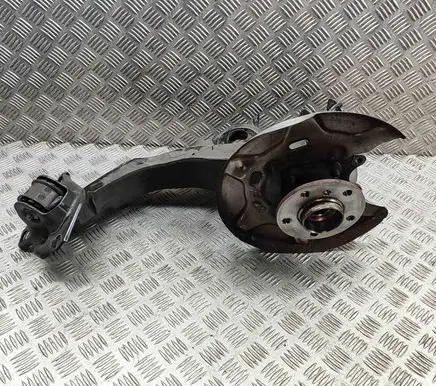 BMW X2 F39 Rear wheel hub 6799740 8842879