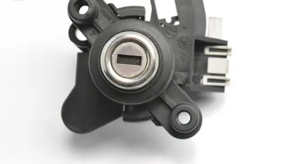 BMW 3 E46 Loading door lock 82410889