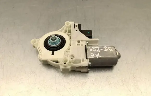 Tesla Model Y Front door window regulator motor G54953100