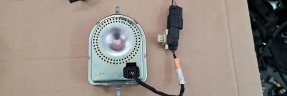 Ford Mustang VI Alarm system siren GR3T19N217AD