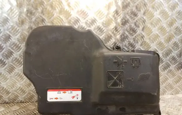 Peugeot 508 Battery box tray cover/lid 