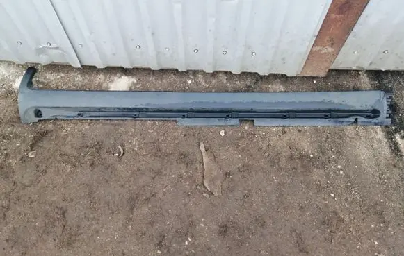 Volvo XC70 Sill 30698371