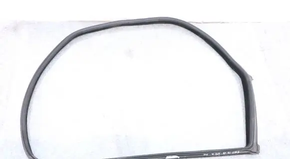 BMW M6 Rubber seal rear door 7328771 51357328771