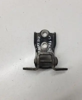 Opel Antara Front door upper hinge