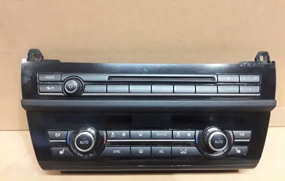 BMW 5 F10 F11 Climate control unit 6805770
