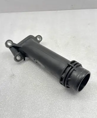 BMW 5 F10 F11 Engine coolant pipe/hose 7810707 10808611